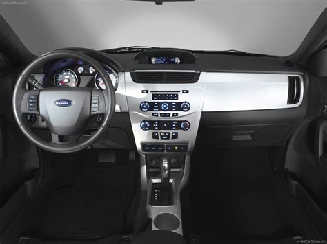 2009 ford focus interior.